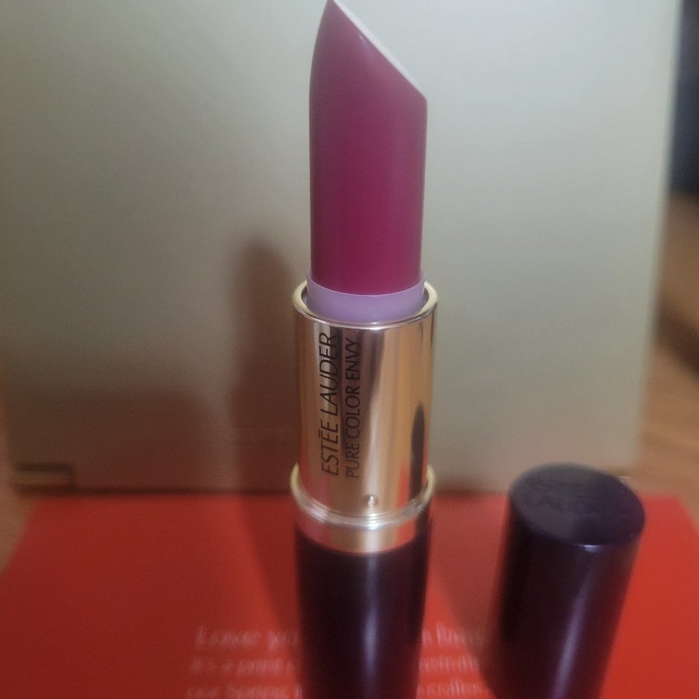 🆕 Estée Lauder Pure Color Envy Dominant 430
